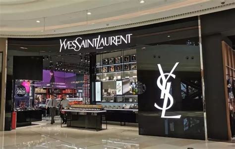 ysl 专柜